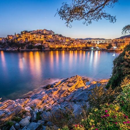 Kavala'S Central Apartment Екстер'єр фото