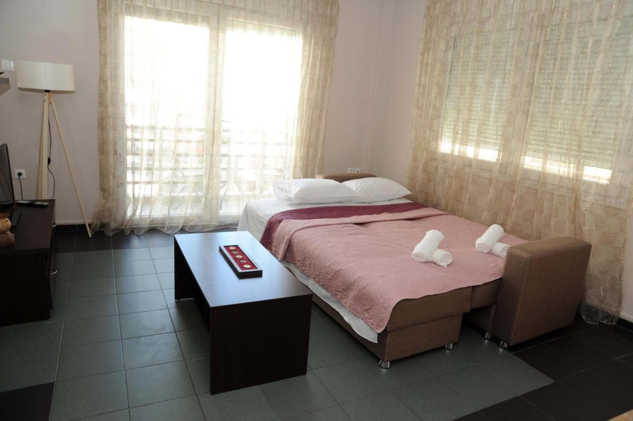 Kavala'S Central Apartment Екстер'єр фото